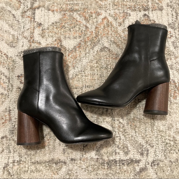 & Other Stories Genuine smooth leather ankle boots with an almond-shaped toe - Picture 4 of 8